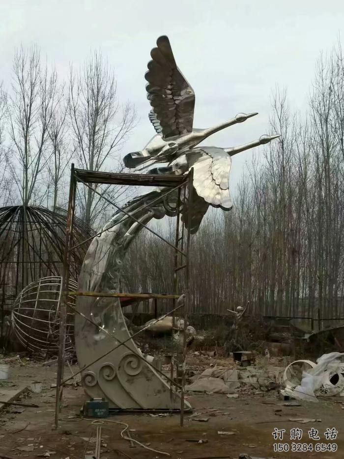 飛鶴雕塑廠家 金屬鳥禽擺件 不銹鋼飛鶴雕塑制作