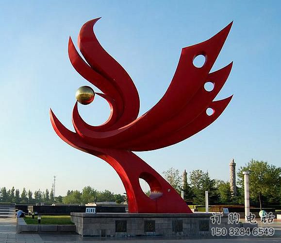 鳳凰戲珠雕塑廠家 立體飛鳥類 不銹鋼戲珠鳳凰雕塑廠家
