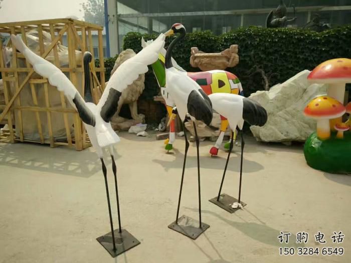 仿真仙鶴雕塑廠家 飛禽小品 戶外仿真仙鶴雕塑規格