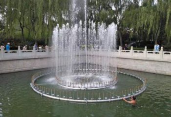 水景霧化噴泉雕塑廠家 冷彎增濕效果