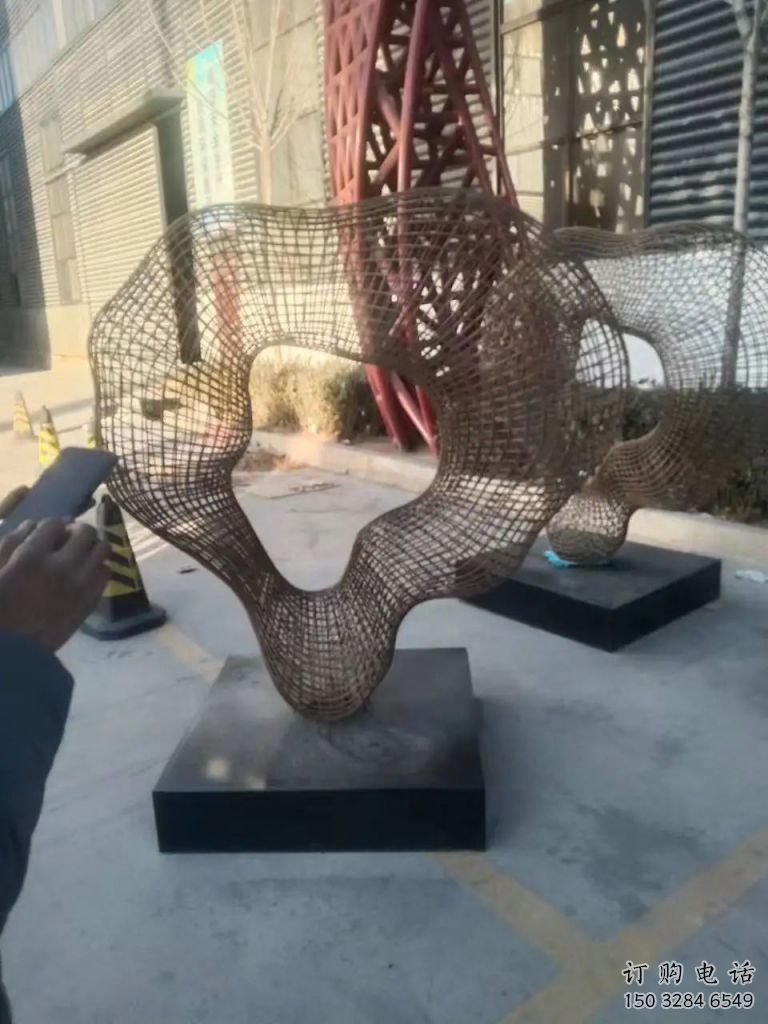鏤空圓環雕塑廠家 編織工藝 不銹鋼鏤空圓環雕塑