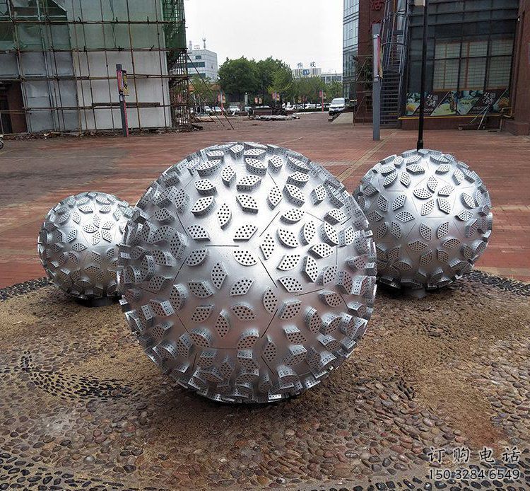 鏤空球雕塑廠家 凸凹圖案設計 不銹鋼鏤空球雕塑加工