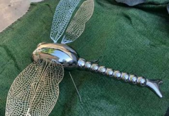 戶外蜻蜓雕塑 草地異形小品 住宅小區鏤空蜻蜓雕塑廠家