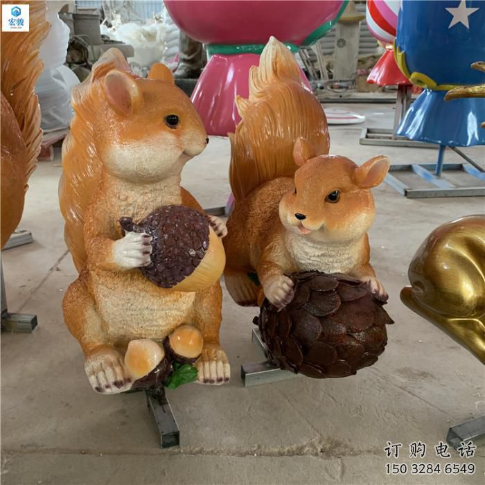 游樂場松鼠雕塑廠家 戶外賓館擺件 住宅小區彩繪松鼠雕塑