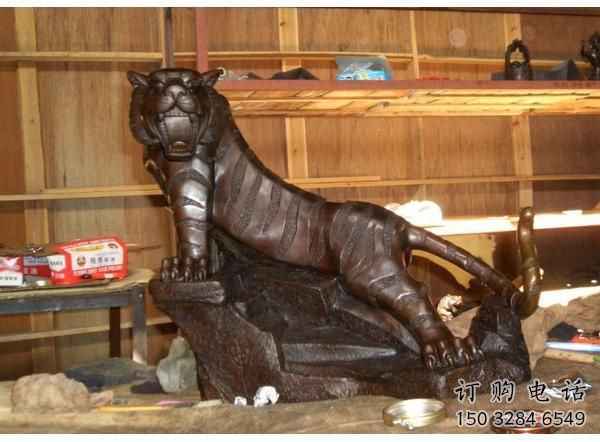 室內老虎雕塑廠家 大型酒店小品 現代異形老虎雕塑