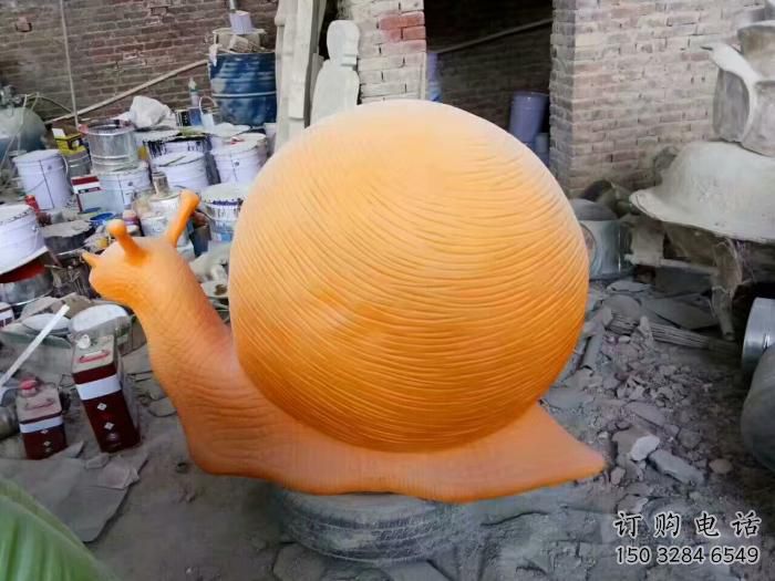 幼兒園蝸牛雕塑廠家 卡通噴漆小品 戶外異形蝸牛雕塑