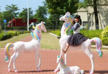 游樂場獨角獸雕塑廠家 戶外賓館擺件 住宅小區(qū)卡通獨角獸雕塑
