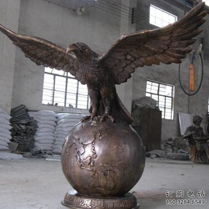 住宅小區飛鷹雕塑廠家 大型現代小品 公園噴漆飛鷹雕塑