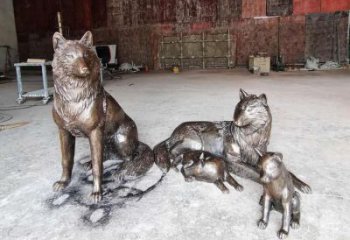 鑄造狼雕塑廠家 創(chuàng)意村口小品 街頭噴漆狼雕塑