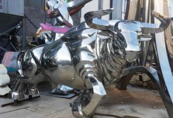 鑄造犀牛雕塑廠家 創意村口小品 街頭鏡面犀牛雕塑