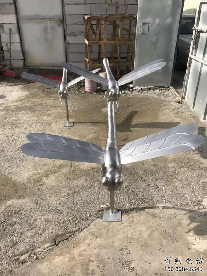 啞光蜻蜓雕塑廠家 大型現代擺件 風景區仿真蜻蜓雕塑