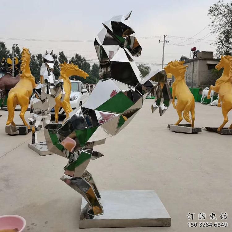 風(fēng)景區(qū)馬雕塑廠家 中式室內(nèi)擺件 風(fēng)景區(qū)抽象馬雕塑