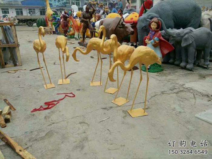 商場(chǎng)丹頂鶴雕塑廠家 中式室內(nèi)小品 酒店鍍金丹頂鶴雕塑