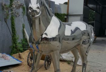 鑄造馬雕塑廠家 創(chuàng)意村口小品 村口鏡面馬雕塑