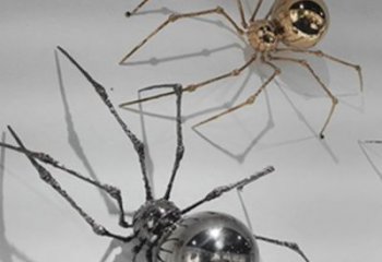 鍛造蜘蛛雕塑廠家 卡通噴漆擺件 廣場鏡面蜘蛛雕塑