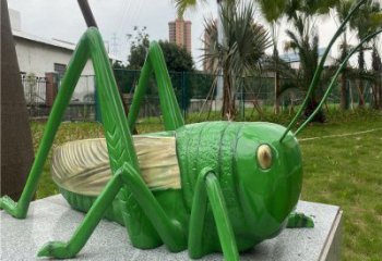 彩繪螞蚱雕塑廠家 卡通噴漆小品 草地仿真螞蚱雕塑