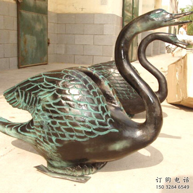 抽象鴨子雕塑廠家 創意戶外擺件 大門口彩繪鴨子雕塑