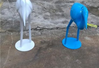 步行街雀鳥雕塑廠家 創意鋼管擺件 草地切面雀鳥雕塑