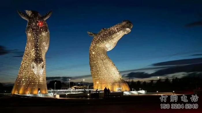 廣場馬頭雕塑廠家 鏤空燈光小品 戶外異形馬頭雕塑