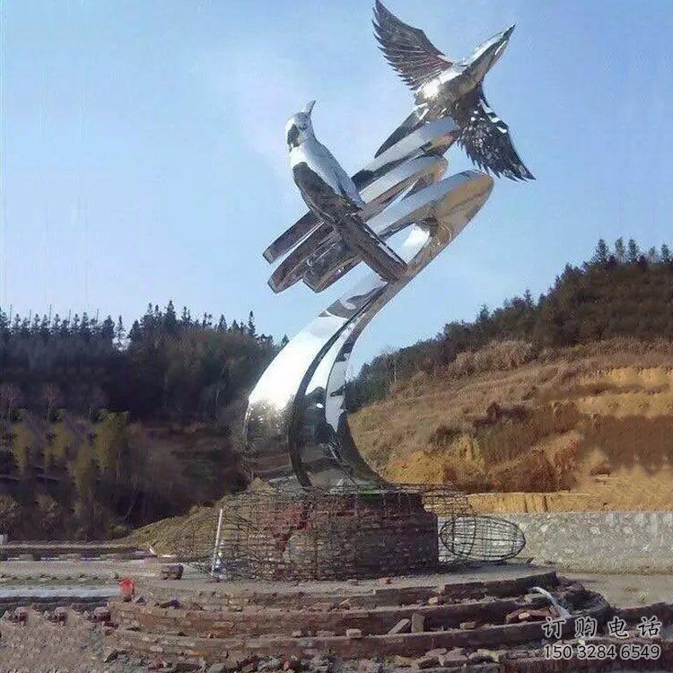 鏡面雄鷹雕塑廠家 現代創意擺件 游樂場異形雄鷹雕塑