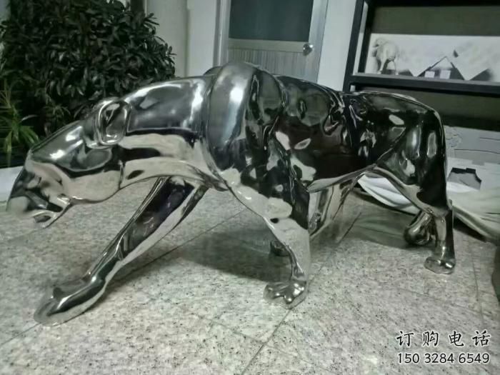 仿真獵豹雕塑廠家 戶外現代小品 大型鏡面獵豹雕塑