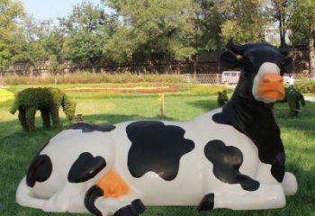 游樂場奶牛雕塑廠家 現(xiàn)代創(chuàng)意擺件 大型奶牛雕塑