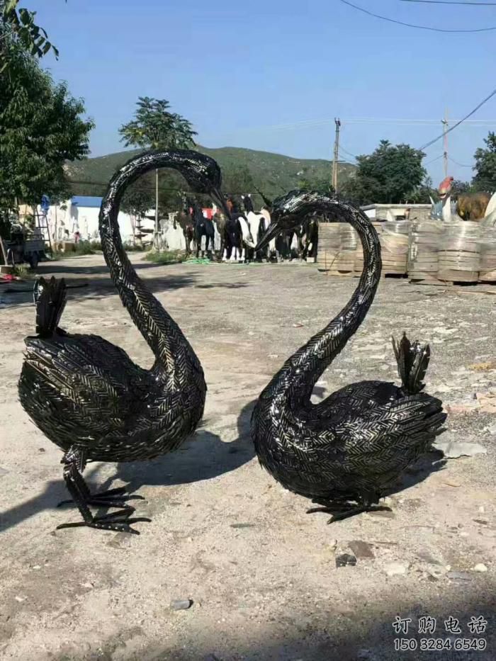 風(fēng)景區(qū)天鵝雕塑廠家 中式戶(hù)外擺件 大型仿古天鵝雕塑