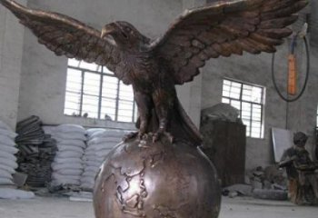 游樂場鷹雕塑廠家 戶外現(xiàn)代擺件 大型戶外鷹雕塑