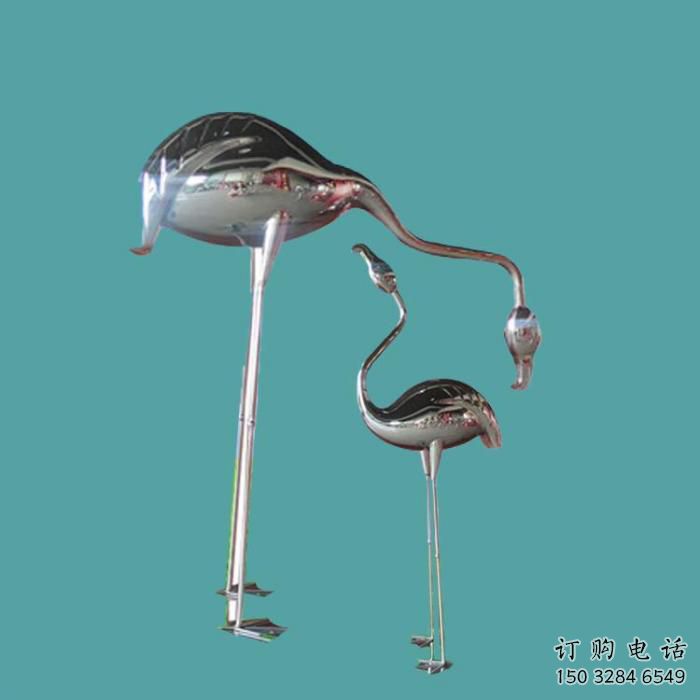 鏡面火烈鳥(niǎo)雕塑廠家 現(xiàn)代公園擺件 游樂(lè)場(chǎng)異形火烈鳥(niǎo)雕塑