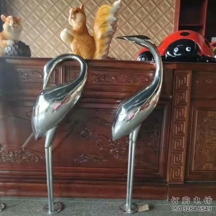 拉絲火烈鳥雕塑廠家 大型剪影擺件 游樂場異形火烈鳥雕塑