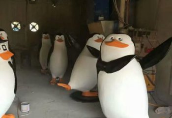 公園企鵝雕塑廠家 中式彩繪小品 風(fēng)景區(qū)仿真企鵝雕塑