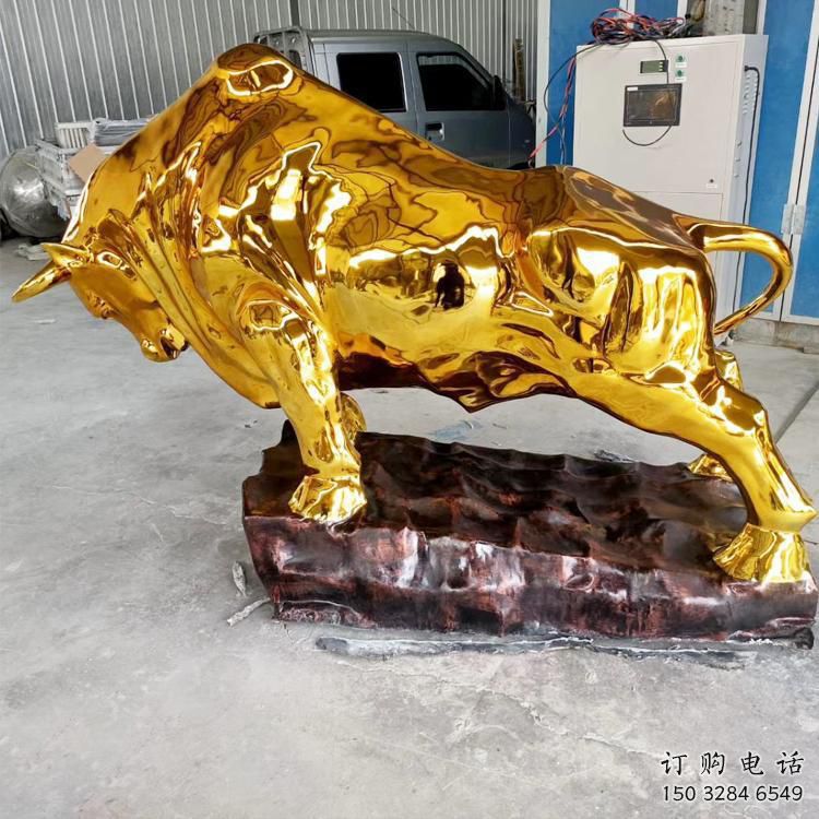 街道金牛雕塑廠家 創意村口小品 大型拉絲金牛雕塑