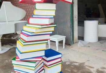 彩繪書(shū)山雕塑廠(chǎng)家 現(xiàn)代創(chuàng)意擺件 街頭不銹鋼書(shū)山雕塑