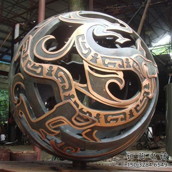 房地產(chǎn)圓球雕塑廠家 剪影鏤空擺件 鍛造不銹鋼圓球雕塑