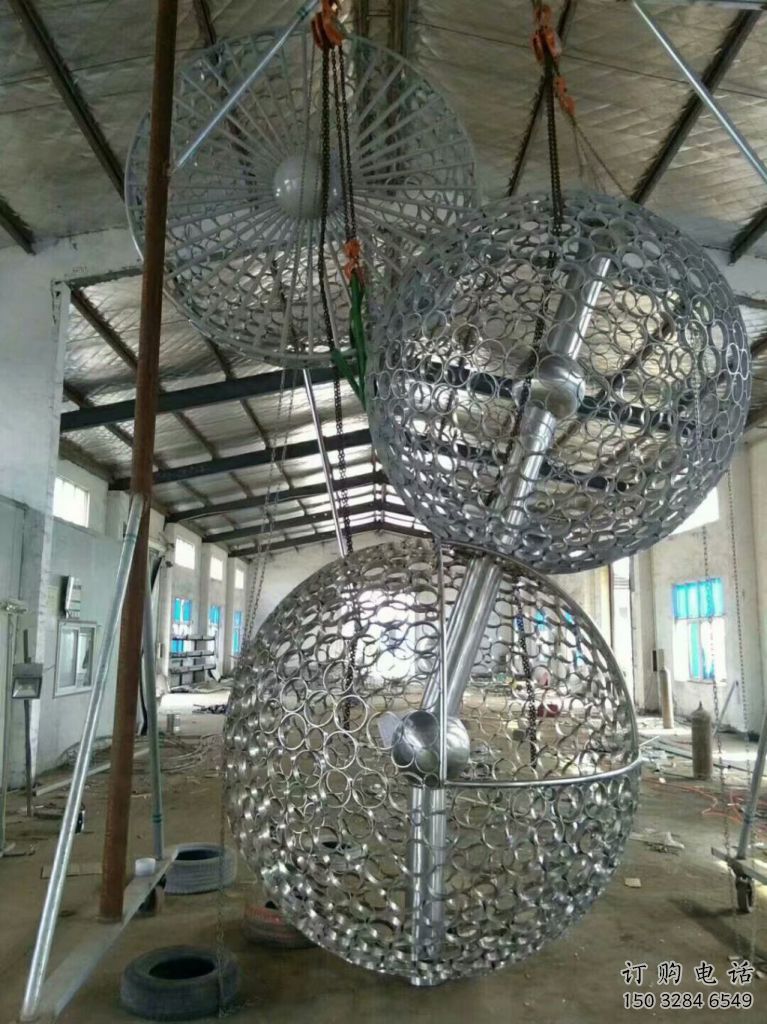 戶(hù)外球體雕塑廠家 噴漆鏤空小品 燈光不銹鋼球體雕塑