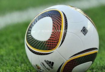 異形足球雕塑廠家 現代公園小品 公園不銹鋼足球雕塑