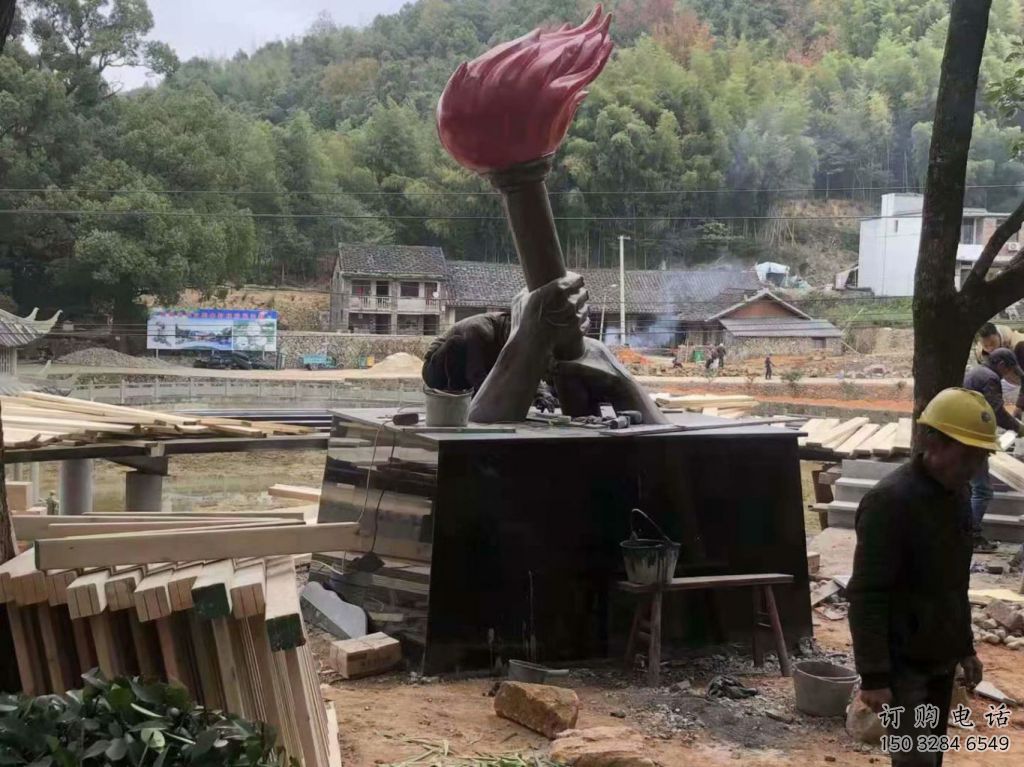 企業(yè)火把雕塑廠家 烤漆公園小品 歐式不銹鋼火把雕塑