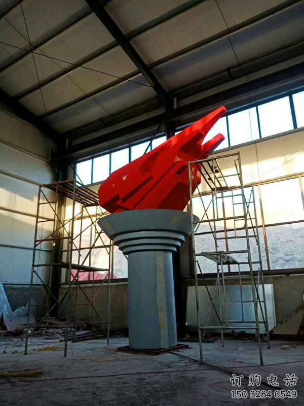 政府火把雕塑廠家 幾何烤漆擺件 現代不銹鋼火把雕塑