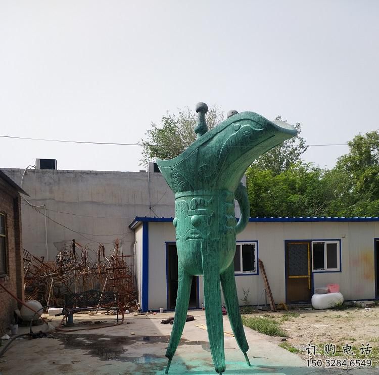 仿古高腳杯雕塑廠家 廣場小品 房地產不銹鋼高腳杯雕塑生產