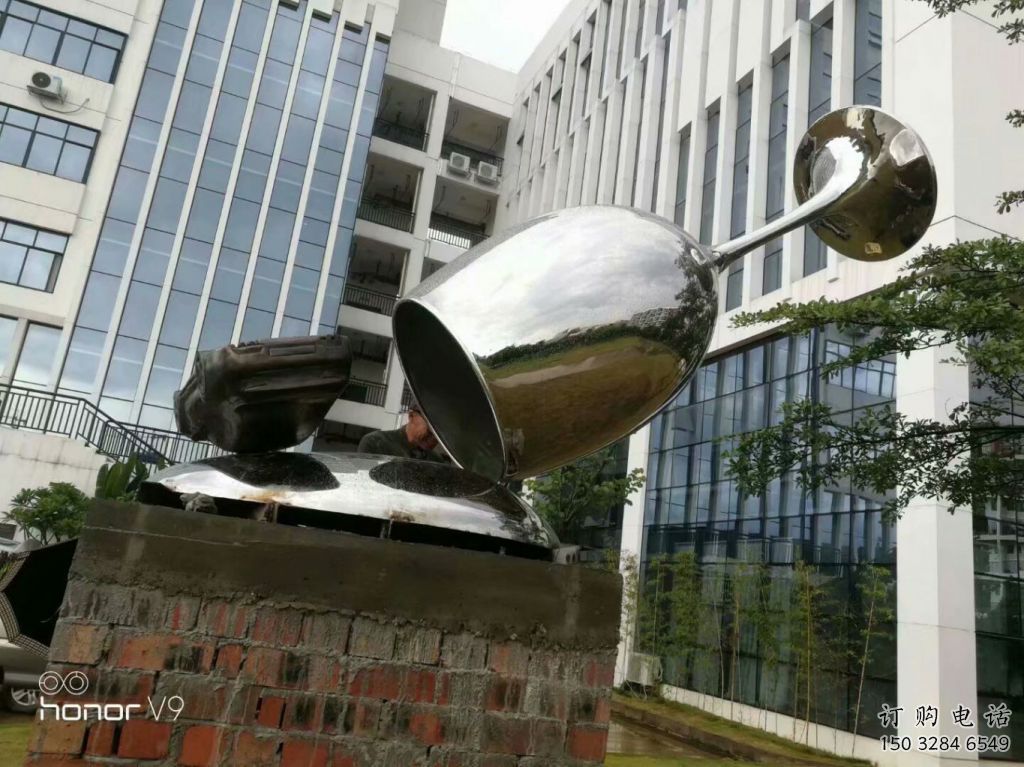 大型高腳杯雕塑廠家 廣場小品 不銹鋼高腳杯雕塑生產