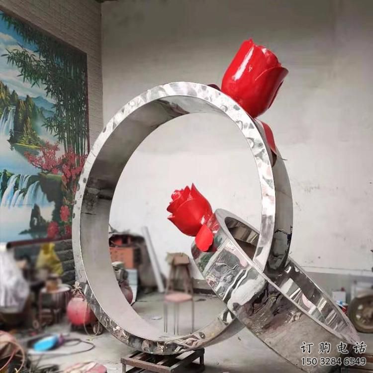 噴漆指環雕塑廠家 中式村口小品 鏡面不銹鋼指環雕塑