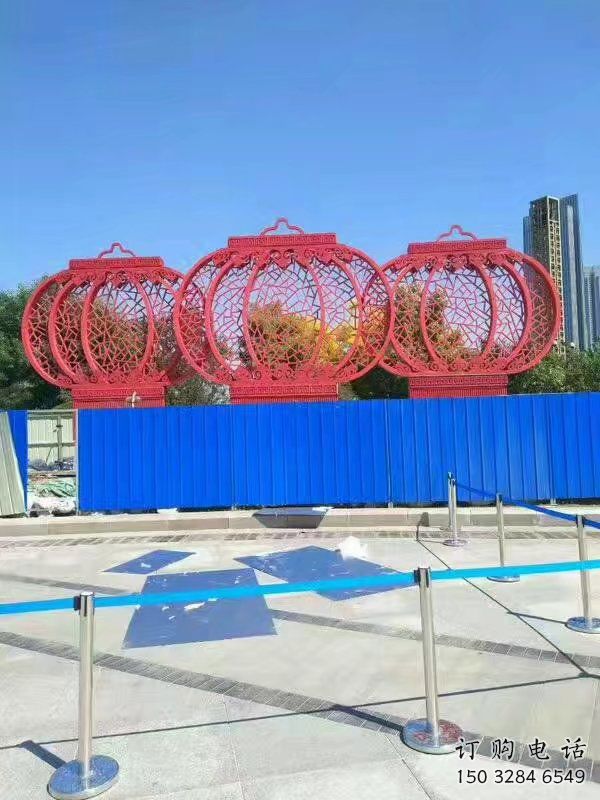 拉絲燈籠雕塑廠家 鏤空創意擺件 別墅區不銹鋼燈籠雕塑