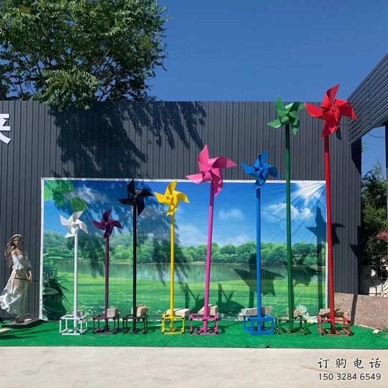 別墅區(qū)風(fēng)車雕塑廠家 大型擺件 烤漆不銹鋼風(fēng)車雕塑生產(chǎn)