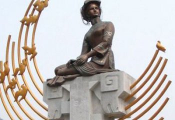 鋼管月亮雕塑廠家 異形小品 大型不銹鋼月亮雕塑