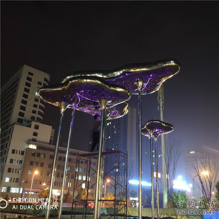 抽象云朵雕塑廠家 現(xiàn)代小品 戶外不銹鋼云朵雕塑生產(chǎn)