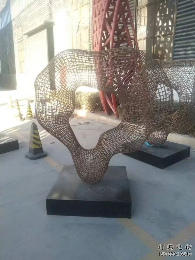 大型商場(chǎng)彩帶雕塑廠家 抽象擺件 鏤空不銹鋼彩帶雕塑制作