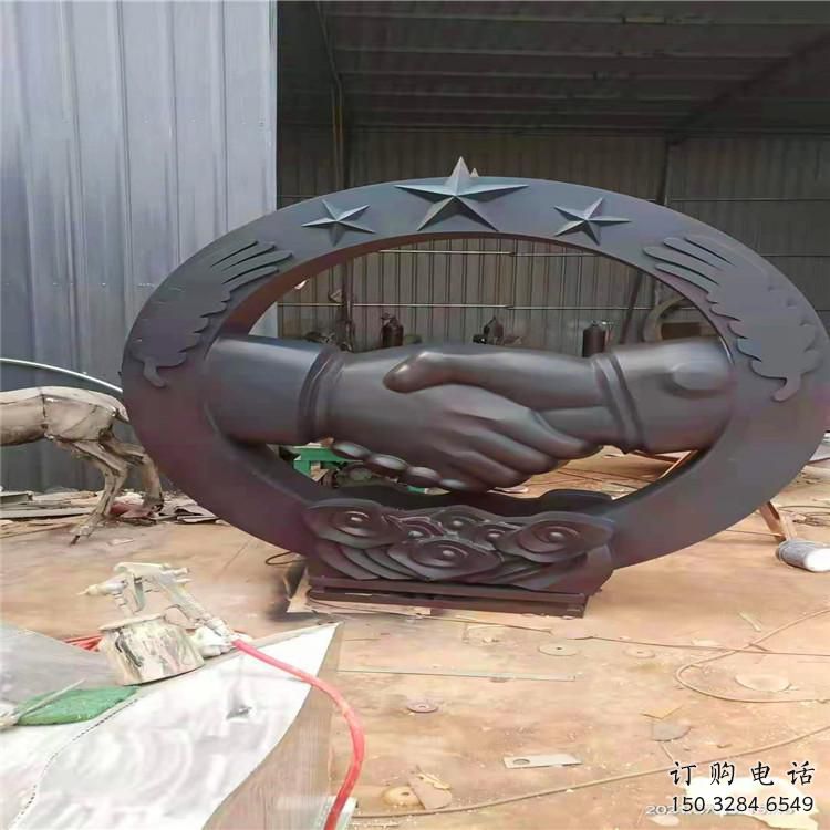 仿古握手雕塑廠家 抽象擺件 大型不銹鋼握手雕塑廠