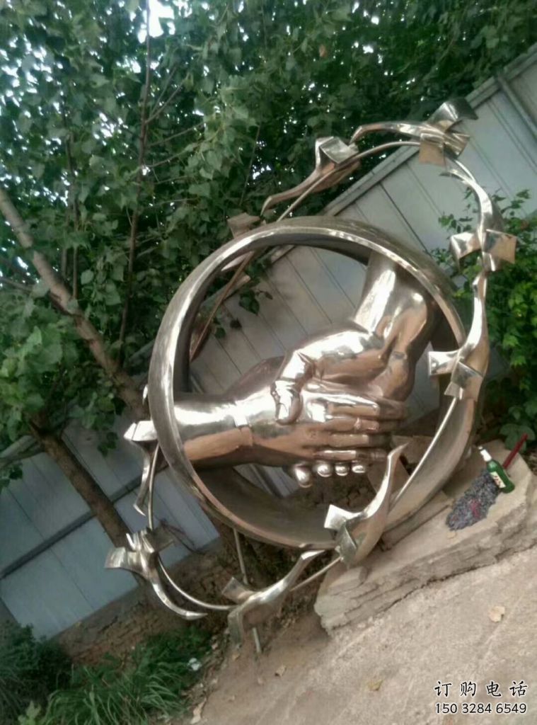 中式握手雕塑廠家 現代小品 企業不銹鋼握手雕塑廠