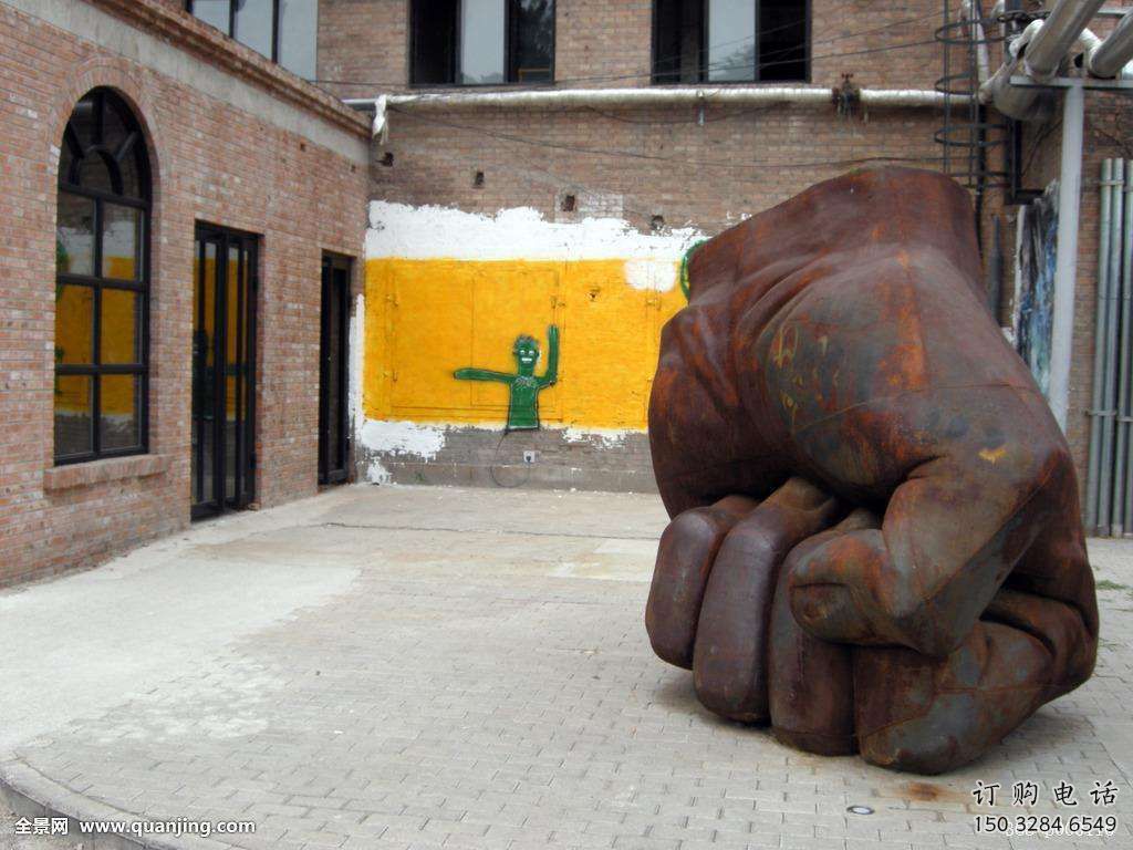 異形拳頭雕塑廠家 現代小品 大型不銹鋼拳頭雕塑廠家