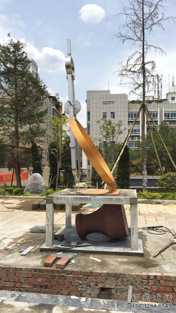 異形圓規雕塑廠家 現代小品 廣場不銹鋼圓規雕塑廠